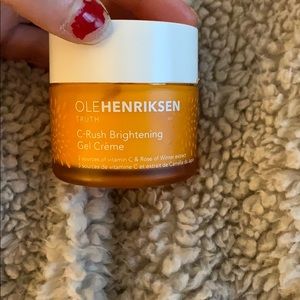 OleHenriksen c- rush brightening gel cream